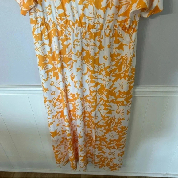 Eloquii Women's Short Dolman Sleeve Yellow & White Floral Maxi Dress Size 16 GUC - Picture 4 of 10